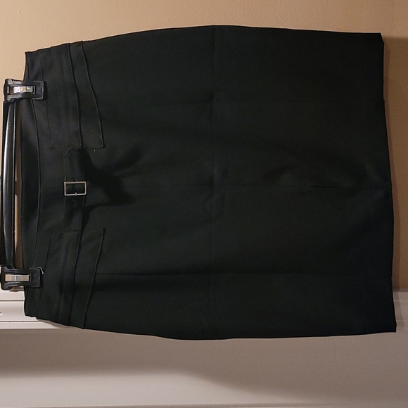 Express pencil skirt - Picture 2 of 5